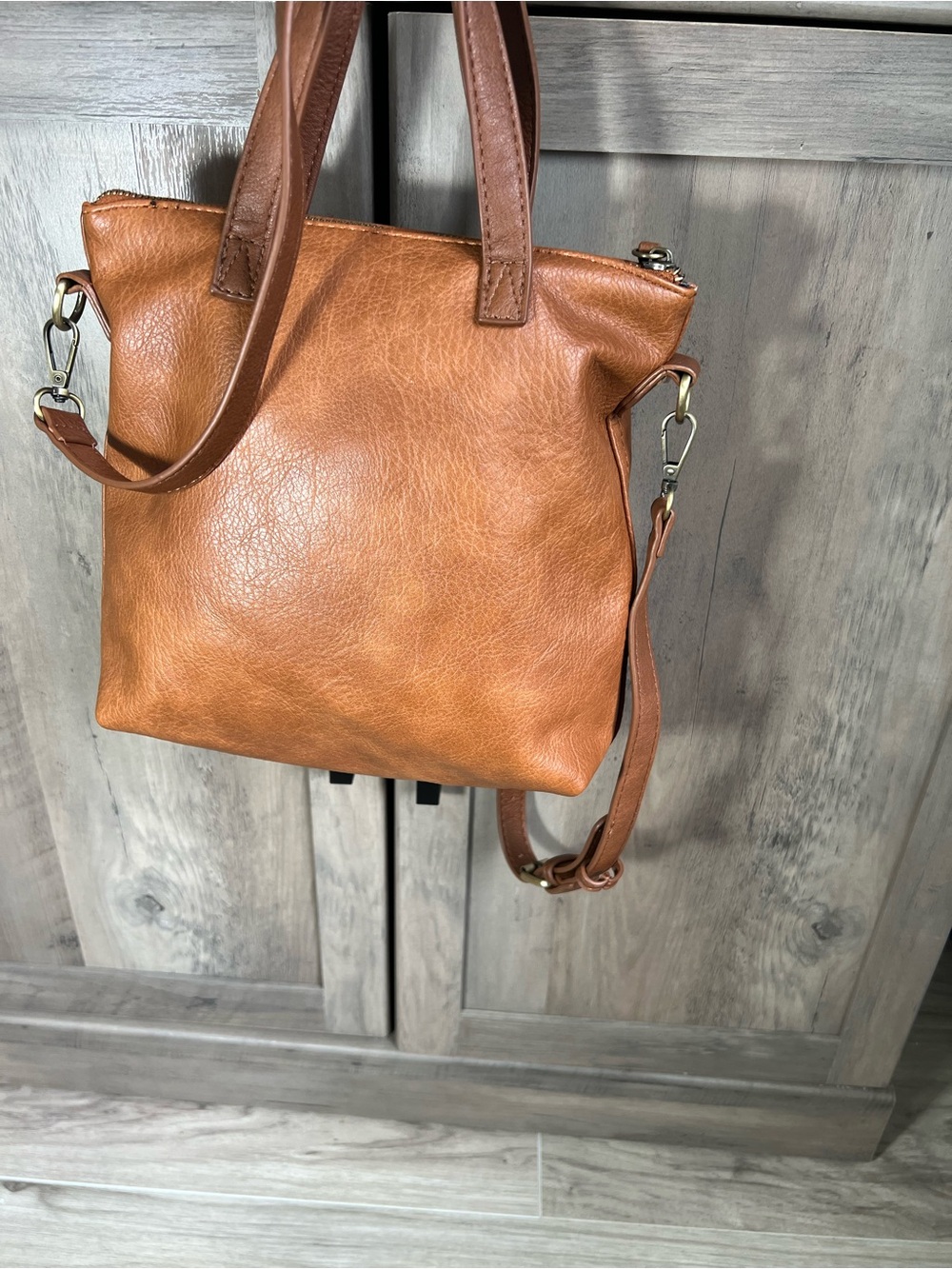 Antik Kraft Cognac Brown Leather Crossbody Bag